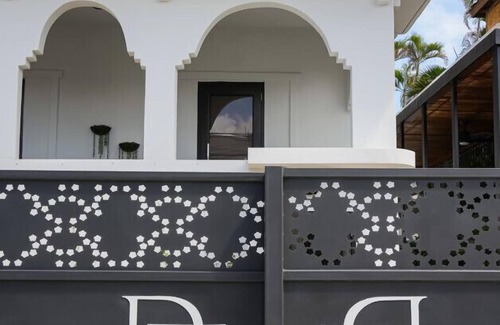 Santurce Hotel | Patio Elba Suites 101