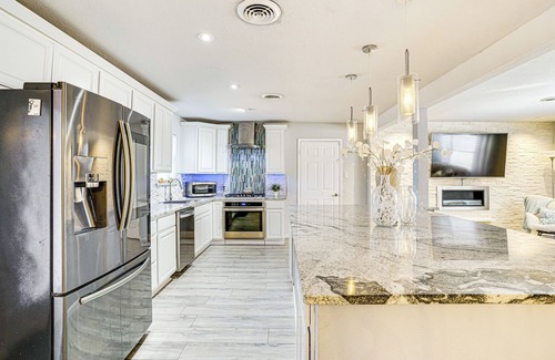Hurst Casa | Patio & Fenced Yard: Newly Renovated Hurst Home!