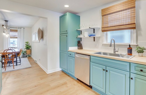 Meyers Lake Cabaña | Patio & Lake Views: Family-Friendly Canton Retreat
