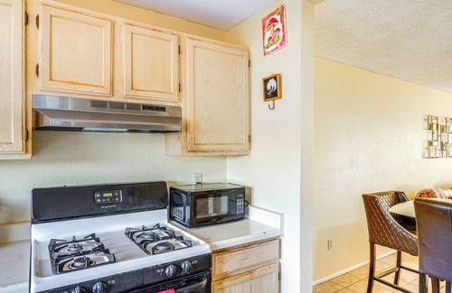 California City Apartamento | Patio & Mtn Views: Family Gem in California City