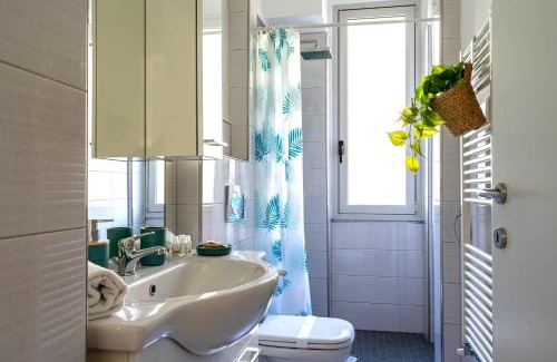 Cernobbio Apartamento | Patio & Parking - Self check-in & Remote access