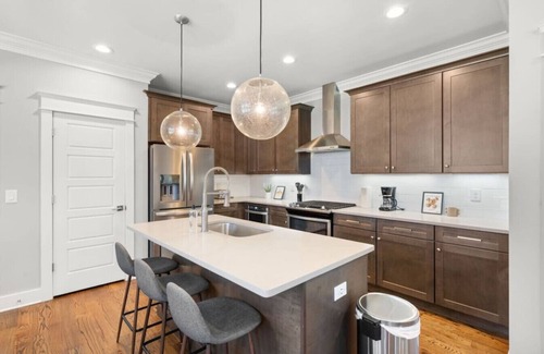 Cleveland Park Casa | Charming and Spacious East Nashville Home Sleeps 12 Comfortably!