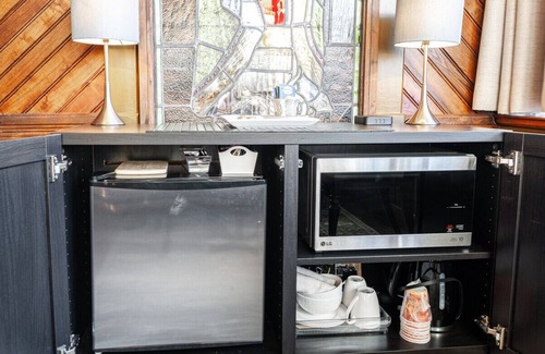 Stratford Apartamento | Henry House - Patio Suite | An Arrivals Stay