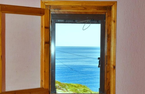 Xanthi Region Casa | Patouni-Sea-Cottage, 50 metres to the beach Hondrogiorgis