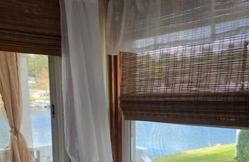 Laconia Cabaña | Paugus Bay Cottage on Lake Winnipesaukee!