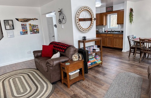 Ashfield Casa | Paul's Place-Private Mountain House, Pocono Mtn, near Jim Thorpe, Blue Mountain