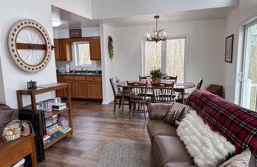 Ashfield Casa | Paul's Place-Private Mountain House, Pocono Mtn, near Jim Thorpe, Blue Mountain