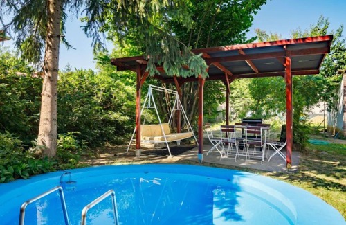 Balatonfoldvar Apartamento | Paulownia by Interhome