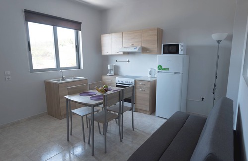 Psinthos Apartamento | Paulsia Apartment # 2 Apartamento nuevo en el pueblo de Psintos