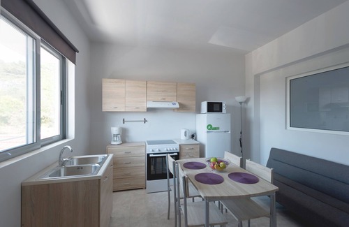 Psinthos Apartamento | Paulsia Apartment # 2 Apartamento nuevo en el pueblo de Psintos