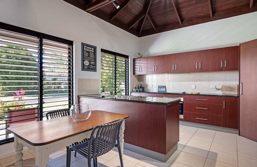 Wongaling Beach Casa | Pause Reset at Mission