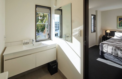 Merivale Hotel | Pavilions Hotel