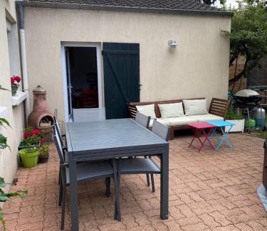 Villepreux Casa | Pavillon familial avec grand jardin