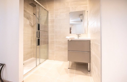 Thiers Casa | Pavillon Fani