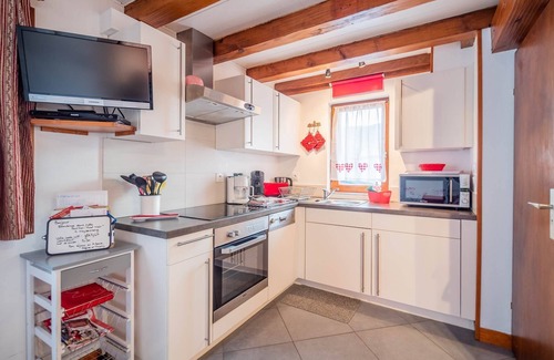 Kaysersberg-Vignoble Chalet De Esquí | Casa tranquila, entorno florido, estacionamiento, terraza privada, cerca Colmar