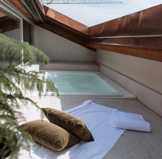 Peschiera del Garda City Centre Hotel | Pavillon Suite