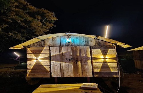 Kadadhe Casa | Pawna Camp