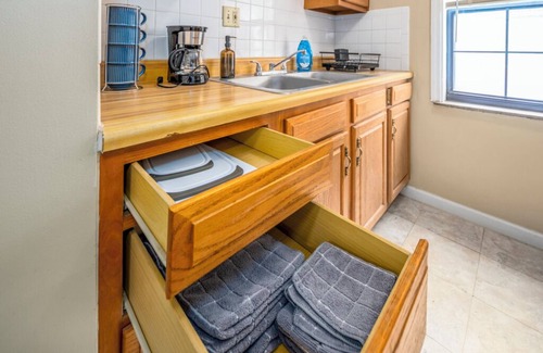 Oakwood Apartamento | Paws & Peace – Cozy 1BR Ground Flr Gem in Dayton