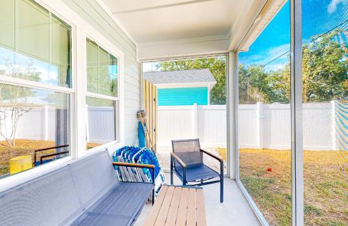 Tranquil Harbour Casa | Pawsitive Island Escape