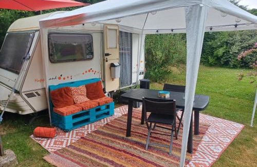 Montalembert Otro | Pays de Joie - Caravan La Bohème