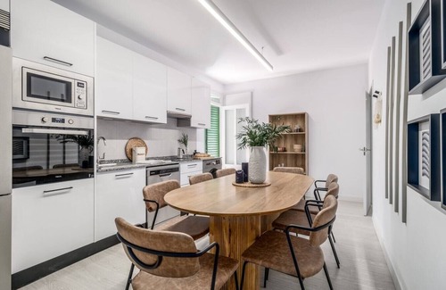 Castellana Apartamento | Paz - 4 bedrooms and terrace in Castellana