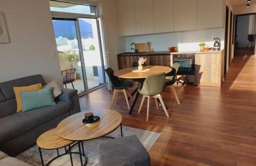 Povazska Bystrica Apartamento | PB Comfort Stay - 2Bedrooms & Free Parking