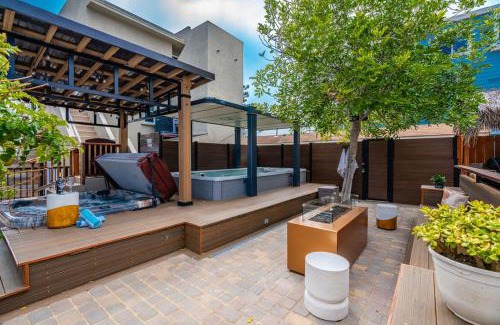 North Pacific Beach Casa | PB Compound Getaway Steps to Surf and Sand
