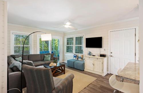Pelican Bay Casa | PB48: 48 Pelican Bay