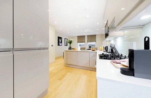 Notting Dale Apartamento | PBC | Modern One Bedroom Apartment in centrally located Fitzrovia GT1