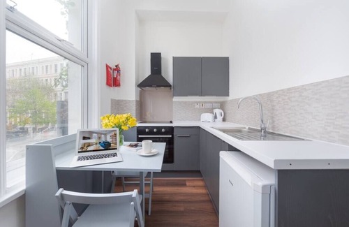 Abingdon Apartamento | PBC | Spacious Studio - Earl's Court 119 - EC4