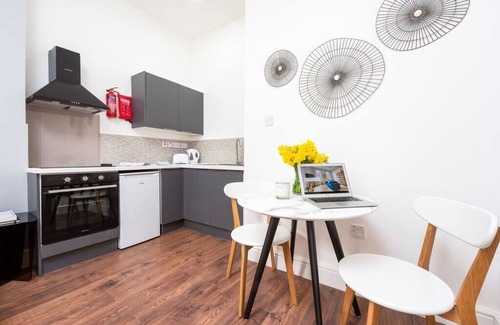 Abingdon Apartamento | PBC | Studio Apartment Earl's Court 119 EC2