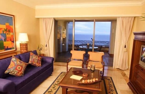Paraiso Escondido Hotel | Ejecutiva para 6 personas: 14-21 de septiembre, 2019 $ 999 Cualquier fecha disponible $ 1199