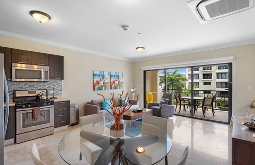 Washington Condominio | Condominio de belleza tropical, acogedor y encantador con preciosas vistas a la piscina