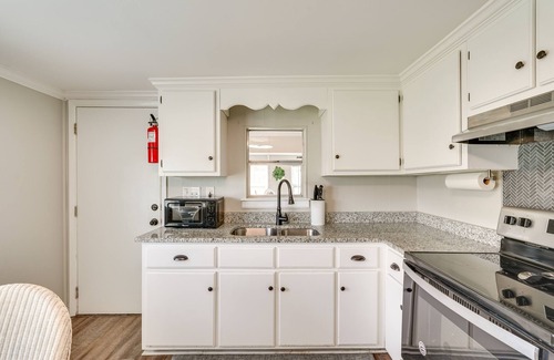 Parker Casa | PCB Home w/ St Andrews Bay Views, Deck & Porch!