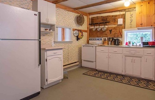 Chesley Cabaña | Peabody Log Cabin - Tres Habitaciones Casa Rural, Capacidad 8