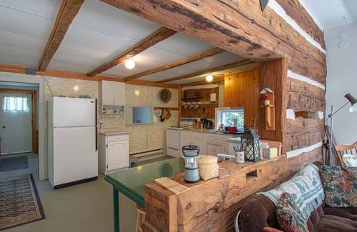 Chesley Cabaña | Peabody Log Cabin - Tres Habitaciones Casa Rural, Capacidad 8