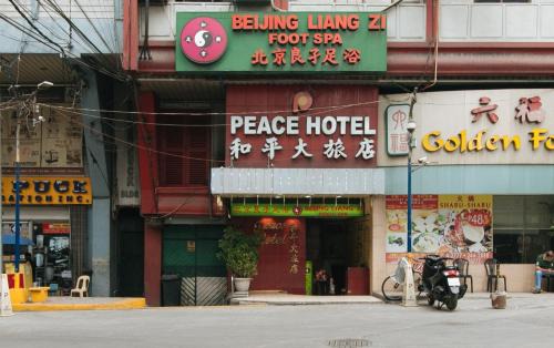 Santa Cruz Hotel | Peace Hotel by RedDoorz