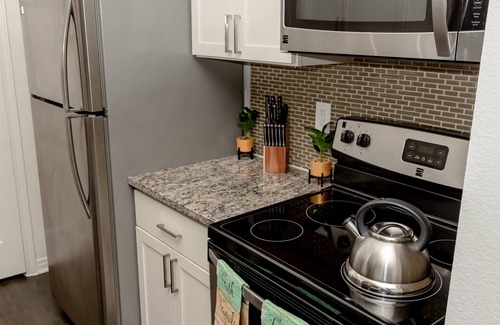 Irving Apartamento | Peace, Serenity, Central ✨Longterm Discount ✨, Free Parking