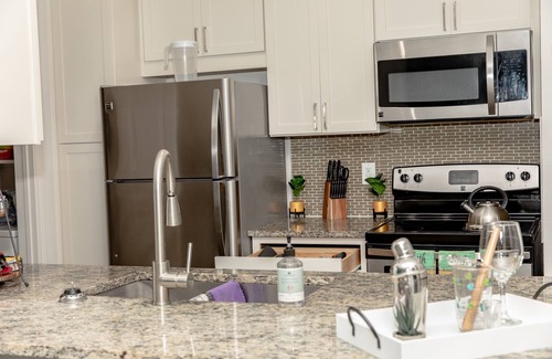 Irving Apartamento | Peace, Serenity, Central ✨Longterm Discount ✨, Free Parking