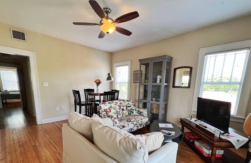 Riviera Bay Apartamento | Peaceful 1/1 Apt w/ balcony - Downtown 10 mins