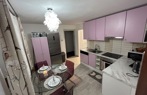 Brloh Apartamento | Peaceful 1-Bedroom Apartment in Family Farmhouse in Brloh