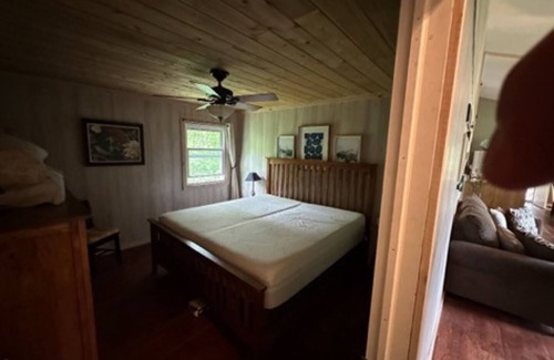 Jordan Cabina | Peaceful 2 Bedroom Cabin- Foery Path