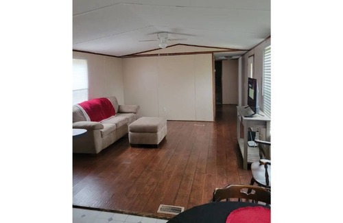 Barnesville Casa | Peaceful 2-bedroom home