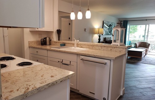 Port Hueneme Condominio | Peaceful, 3-bedroom condo, a short walk away from Port Hueneme beach and pier