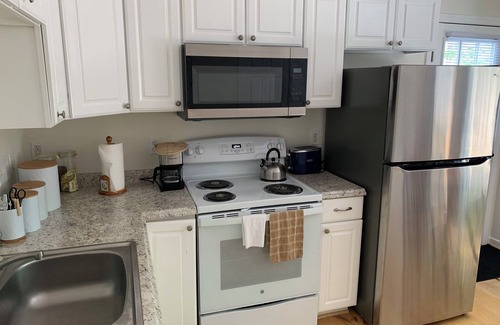 Waynesboro Casa | Peaceful 3BR, 2BA Mountain and River View - Walk Downtown!