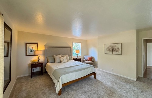 Solvang Otro | Peaceful 3BR Lavender Farmhouse Retreat