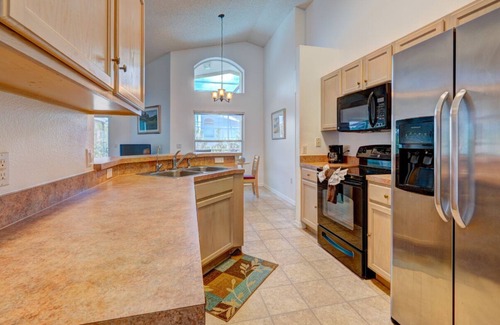 Haines City Casa | Peaceful 4BR Golf Resort Pool Home Near Disney and Legoland