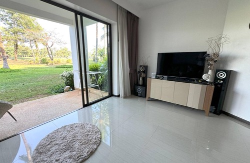 Laguna Apartamento | Peaceful Allamanda - great amenities, golf course