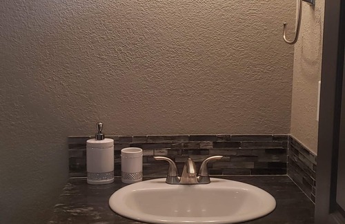 Nanawale Estates Apartamento | Peaceful and 7min to drive Puna Kai mall and market.