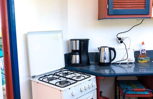 Sainte-Anne Apartamento | Peaceful and spacious APT, with balcony + Jacuzzi 5min from beach